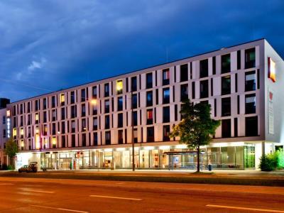 Hotel Ibis West