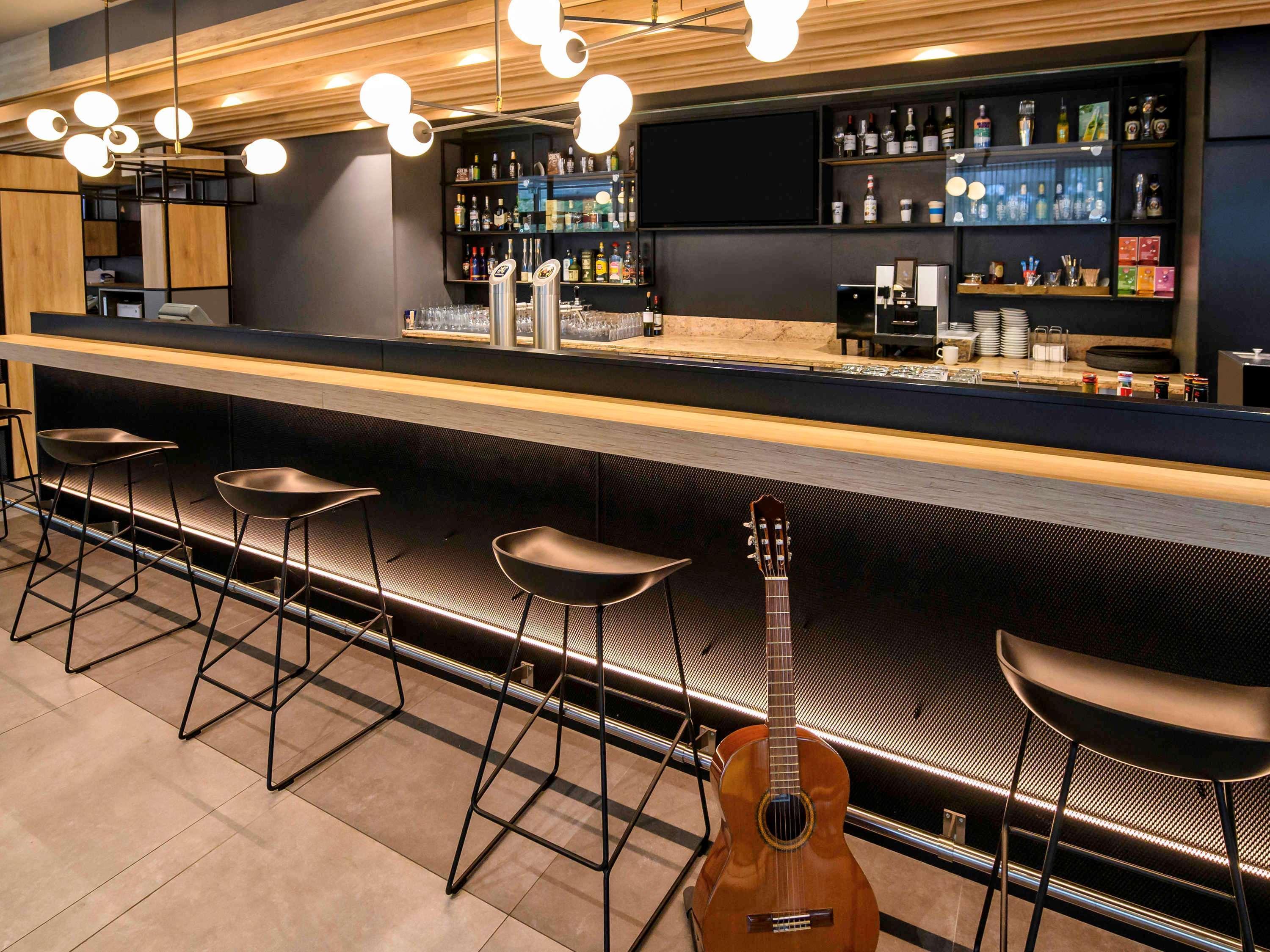 Ibis West Hotel 3*